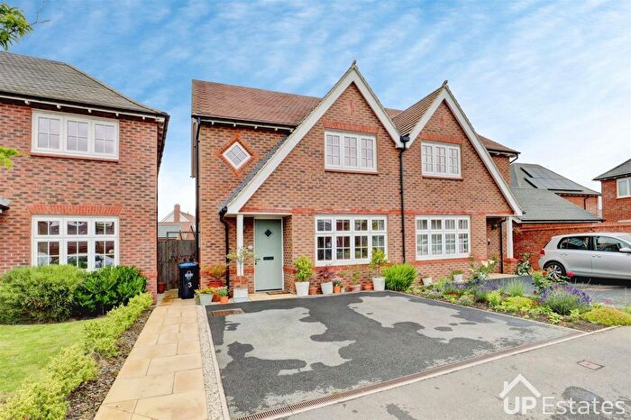 3 Bedroom Semi-detached House For Sale In Birch Ground Close, Houlton, Rugby, CV23