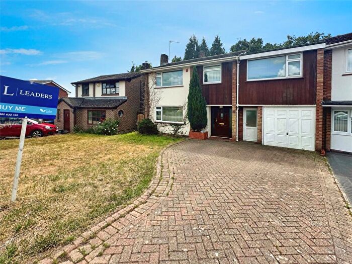 5 Bedroom Semi-Detached House For Sale In The Parkway, Southampton, Hampshire, SO16