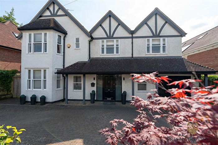 5 Bedroom Detached House For Sale In The Avenue, Radlett, WD7