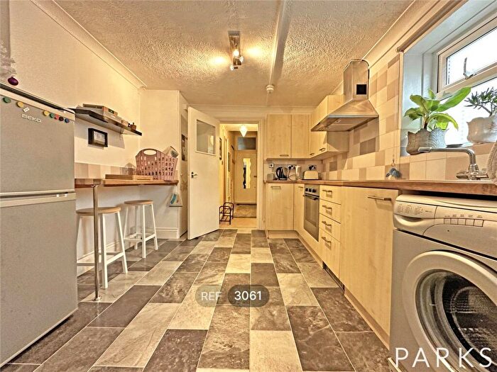 1 Bedroom Flat To Rent In Flat, Lansdowne Place, Hove, BN3