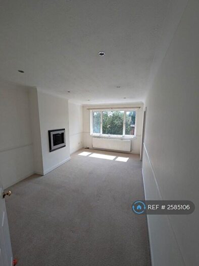 1 Bedroom Maisonette To Rent In Lane Croft, Sutton Coldfield, B76