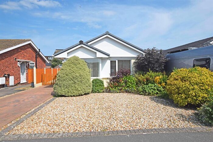 1 Bedroom Detached Bungalow For Sale In Lon Y Gors, Pensarn, Abergele, LL22