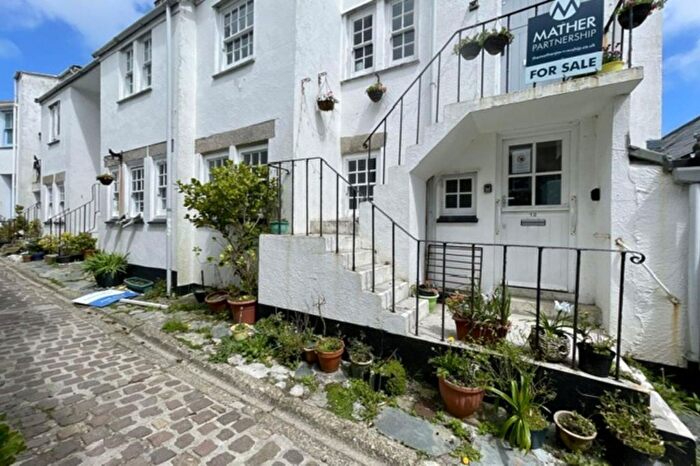 1 Bedroom Flat For Sale In Virgin Street, St. Ives, TR26