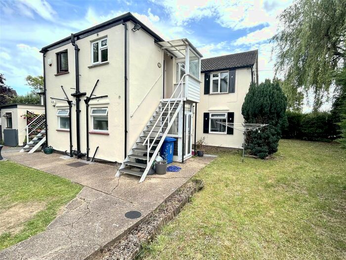 2 Bedroom Maisonette For Sale In Fifield Cottages, Forest Green Road, Fifield, Berkshire, SL6