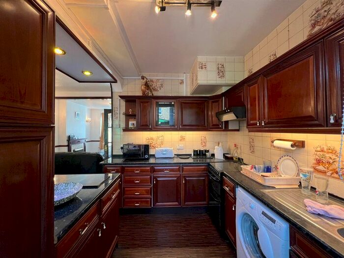 3 Bedroom Terraced House To Rent In Norman Avenue, Wood Green, London, N22