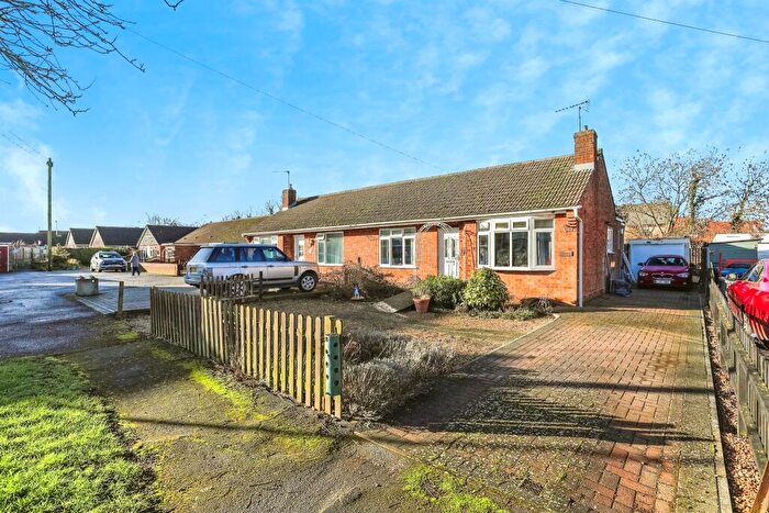 2 Bedroom Semi-Detached Bungalow For Sale In Oliver Close, Ramsey, Huntingdon, PE26