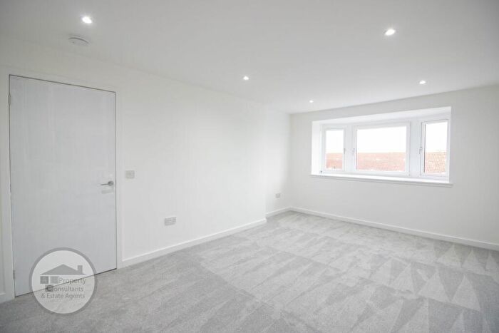 2 Bedroom Flat To Rent In Denmilne Street, Easterhouse, Glasgow, G34