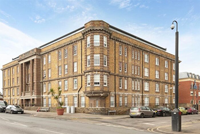 2 Bedroom Flat To Rent In Canterbury Road, Margate, Kent, CT9