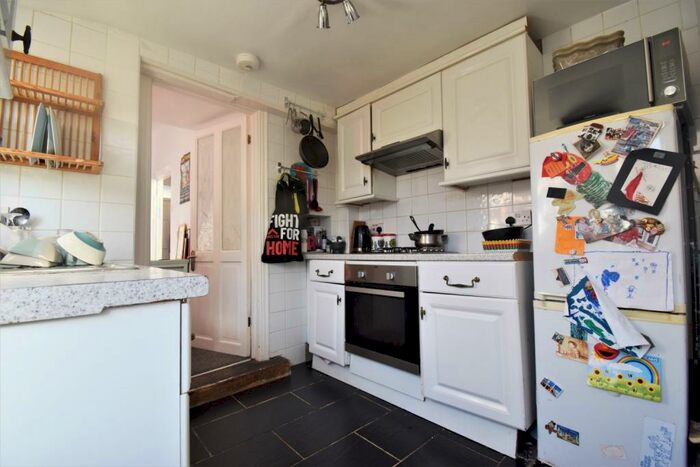 3 Bedroom Terraced House To Rent In Sandhurst Road London, SE6