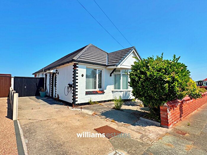 3 Bedroom Detached Bungalow For Sale In Eaton Avenue, Rhyl, LL18
