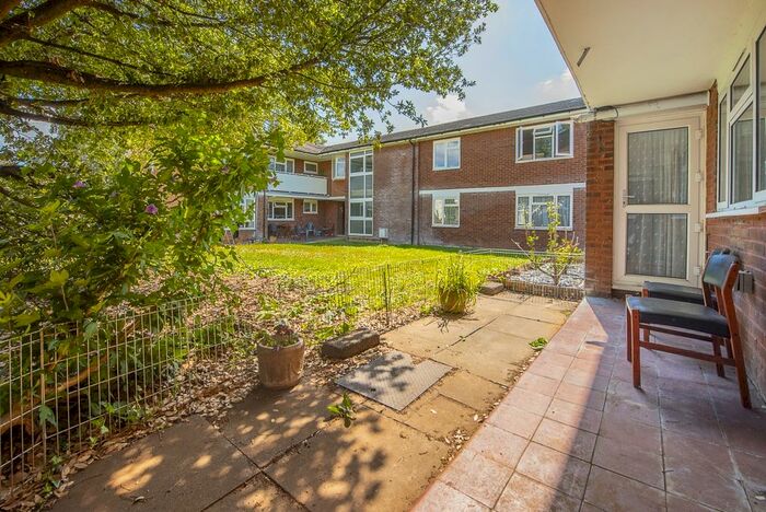 3 Bedroom Flat To Rent In Haylett Gardens, Anglesea Road, Kingston Upon Thames, KT1