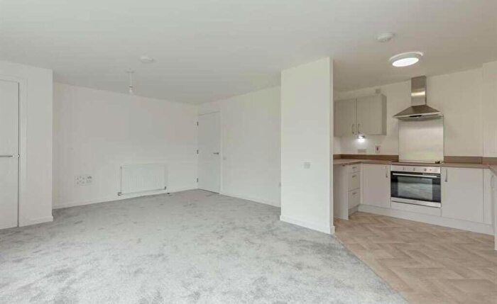2 Bedroom Apartment To Rent In Thread Court, Glasgow, G40