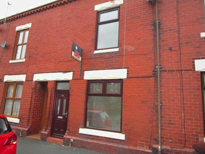 3 Bedroom Terraced House To Rent In Hesketh Avenue, Shaw, OL2