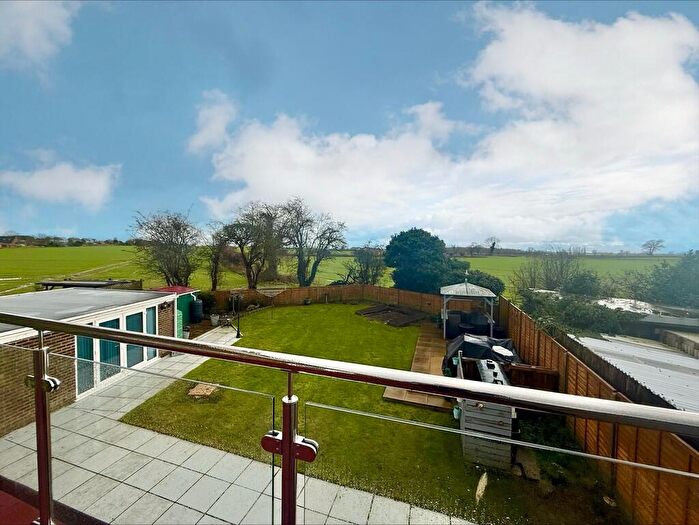 4 Bedroom Detached House For Sale In Poplar Drive, Filby, NR29