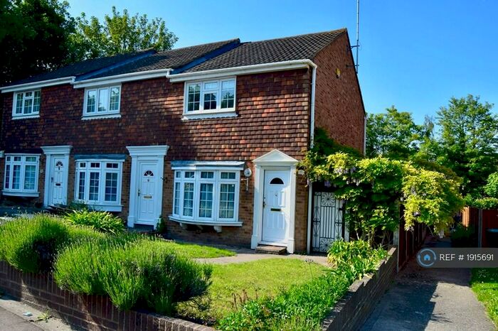 2 Bedroom End Of Terrace House To Rent In Milton Road, Gravesend, DA12