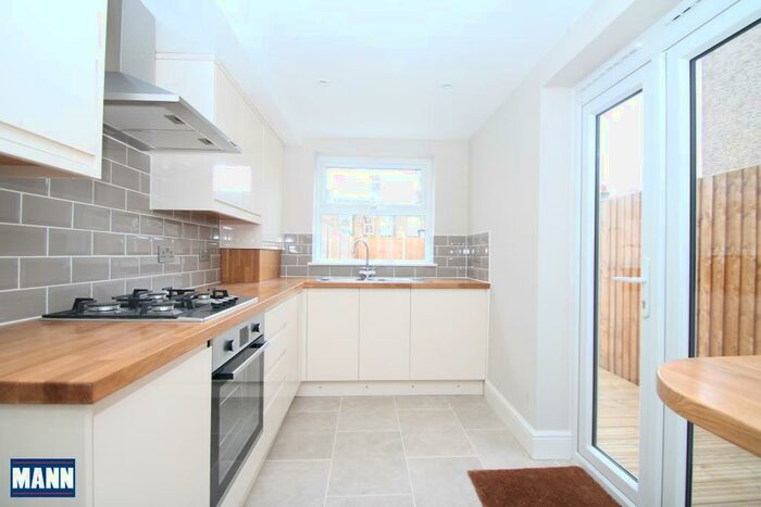 3 Bedroom House To Rent In Howard Road, Dartford, DA1