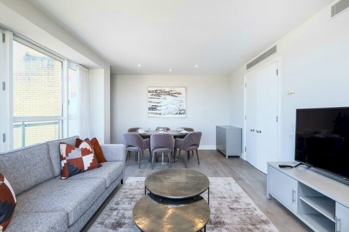 2 Bedroom Apartment To Rent In Westferry Circus, E14
