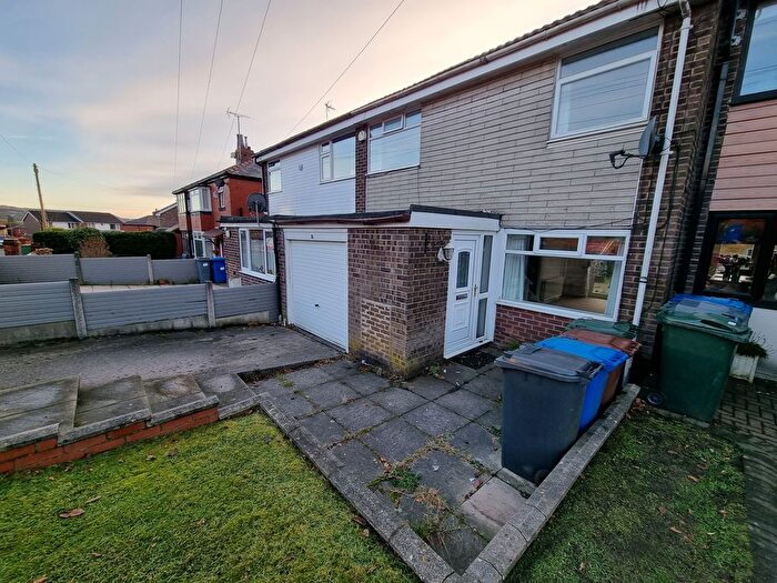 3 Bedroom Terraced House To Rent In Highfield Road, Edenfield Bury, BL0