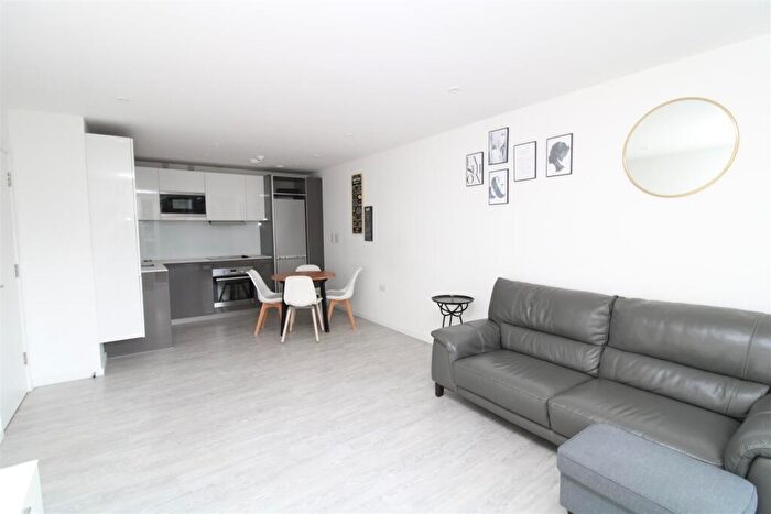 2 Bedroom Flat To Rent In Fleet Street, Brighton, BN1