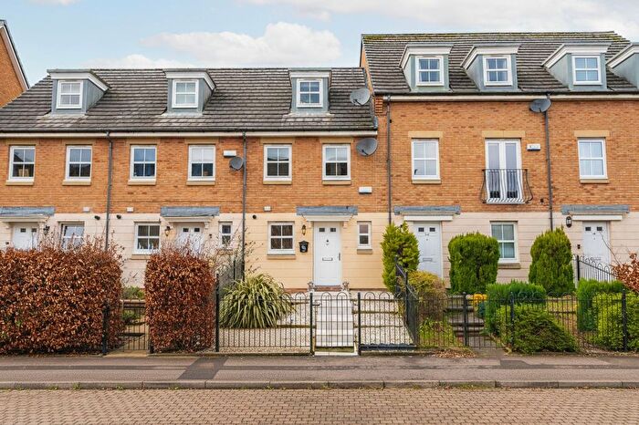 3 Bedroom Terraced House For Sale In Leyland Road, Bathgate, EH48