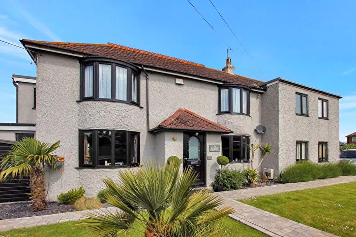 9 Bedroom Detached House For Sale In Hythe Road, Romney Marsh, TN29