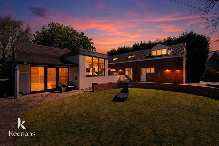 6 Bedroom Detached House For Sale In Wycollar Road, Blackburn, BB2