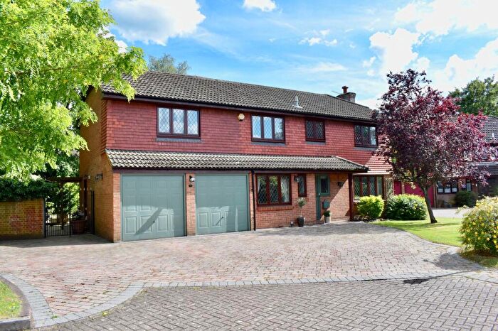 5 Bedroom Detached House For Sale In Aston Close, Ashtead, KT21