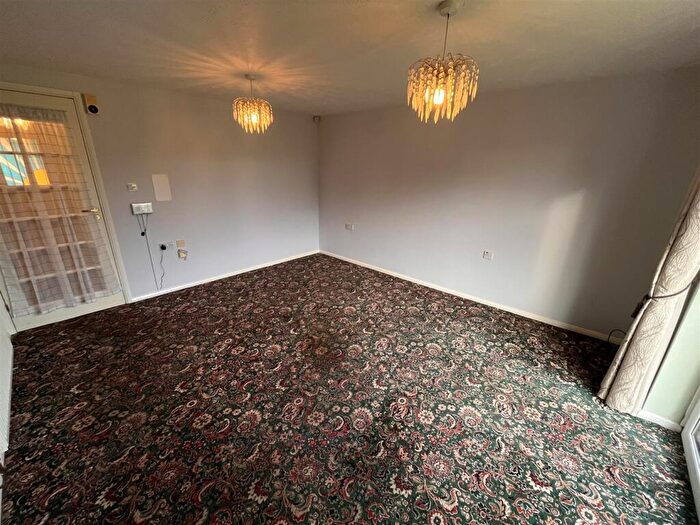 2 Bedroom Semi-Detached Bungalow For Sale In New Street, Church Gresley, DE11