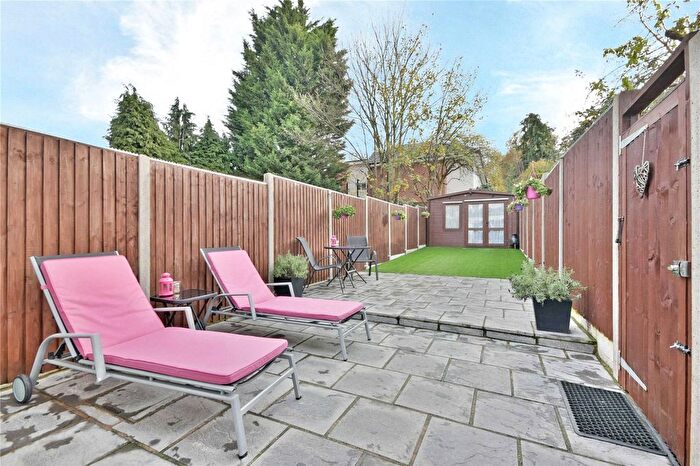 2 Bedroom End Of Terrace House For Sale In Cloister Road, Cricklewood, NW2