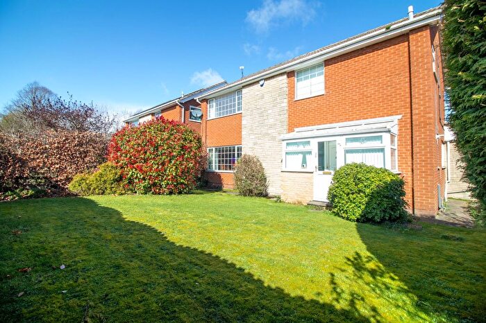 4 Bedroom Detached House For Sale In Dronfield Road, Eckington, S21
