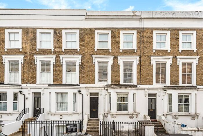 2 Bedroom Apartment To Rent In Fernlea Road, Balham, London, SW12