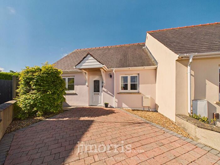 2 Bedroom Semi-Detached Bungalow For Sale In Parc Loktudi, Fishguard, SA65