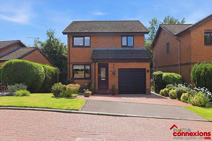 3 Bedroom Detached House For Sale In Maclean Grove, Stewartfield, East Kilbride, G74