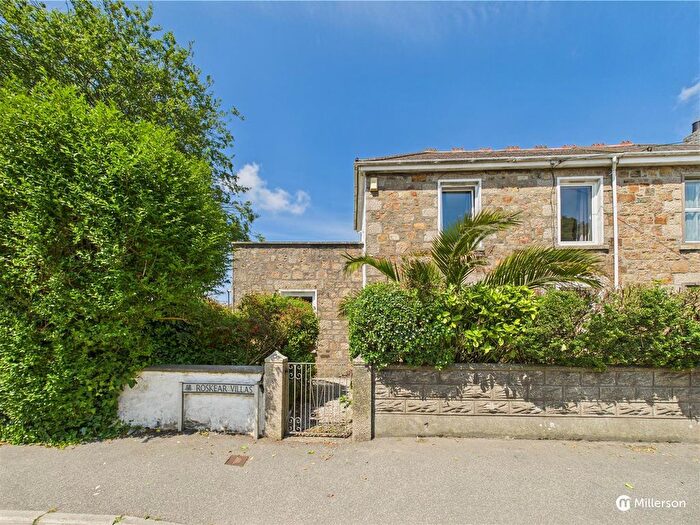 3 Bedroom Property For Sale In Roskear, Camborne, TR14