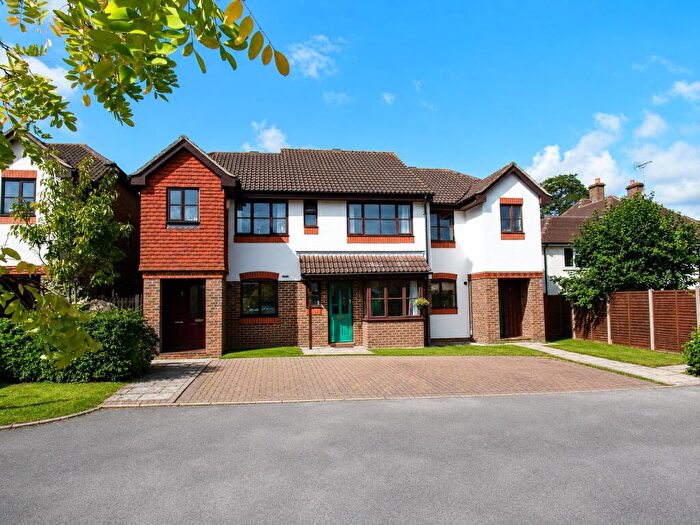 3 Bedroom Terraced House For Sale In Horsell, GU21