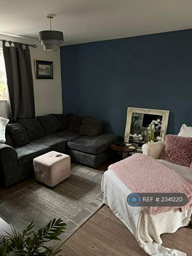 1 Bedroom Flat To Rent In Kingfisher Drive, Greenhithe, DA9