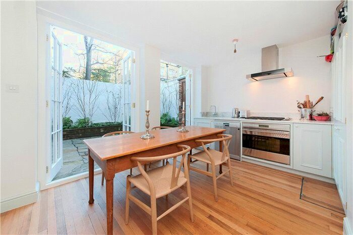 3 Bedroom End Of Terrace House To Rent In Montpelier Place, Knightsbridge, London, SW7