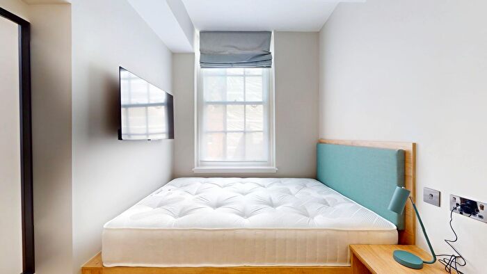 1 Bedroom Flat To Rent In Draycott Avenue, London, SW3