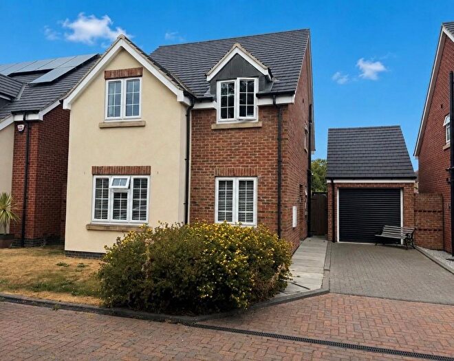 3 Bedroom Detached House For Sale In Horsaman Chase, Cottingham, HU16