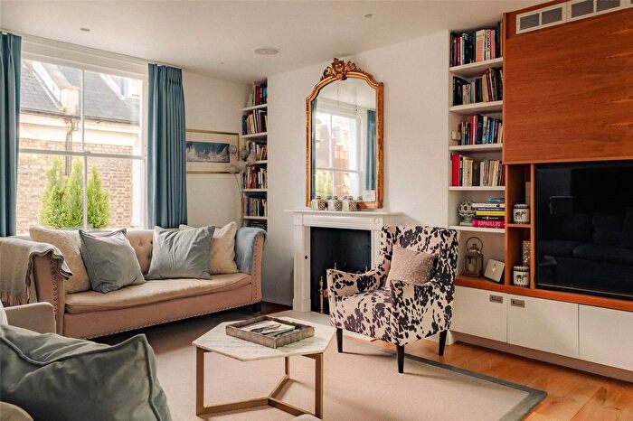 5 Bedroom Semi Detached House To Rent In Pembroke Mews, Kensington, W8