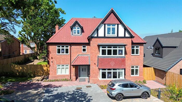 3 Bedroom Apartment To Rent In Oak Tree Place, Tanworth Lane, Solihull, B90