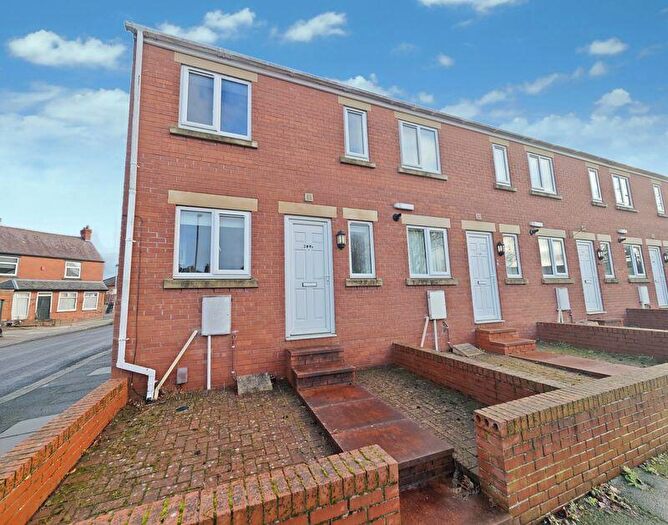 2 Bedroom End Of Terrace House To Rent In Blackwell Road, Carlisle, CA2