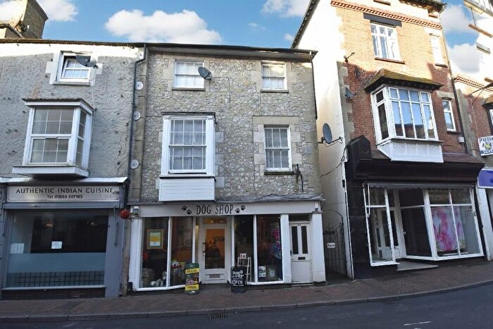 1 Bedroom Flat To Rent In High Street, Ventnor, PO38