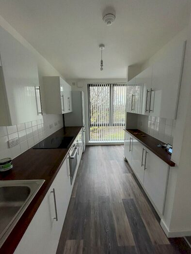 1 Bedroom Flat To Rent In Broomloan Road, Glasgow, G51