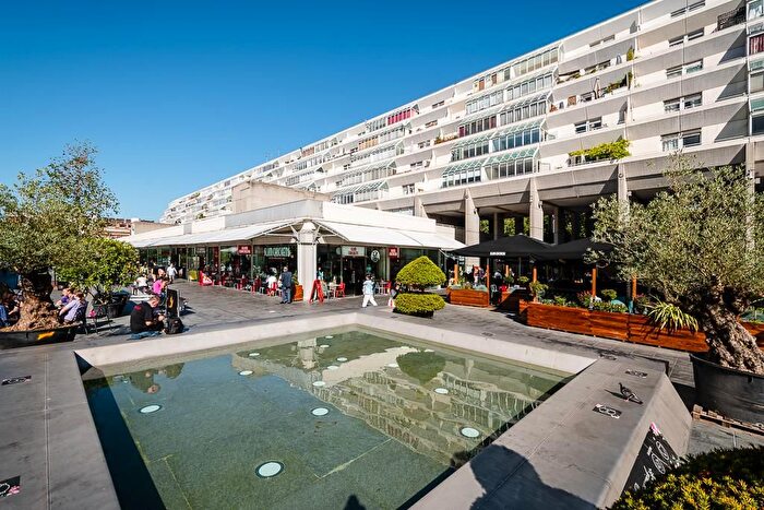 2 Bedroom Flat To Rent In Foundling Court, Bloomsbury, WC1N