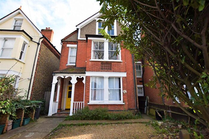 1 Bedroom Apartment To Rent In Balaclava Road, Surbiton, KT6