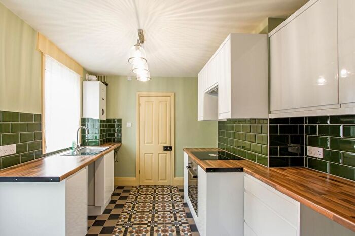 3 Bedroom End Of Terrace House For Sale In Manor Road, Yeovil, BA20