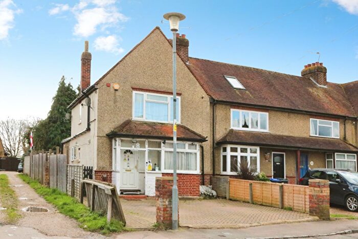 3 Bedroom Terraced House For Sale In George Green Road, George Green, SL3