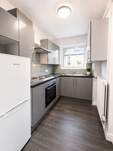 2 Bedroom Apartment To Rent In Woodville Road, Cathays, Cardiff, CF24
