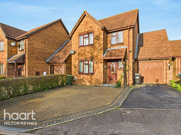 4 Bedroom Detached House For Sale In Chalfont Close, Bradville, MK13